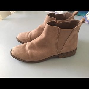 City Streets Size 10 tan fall bootcut boots